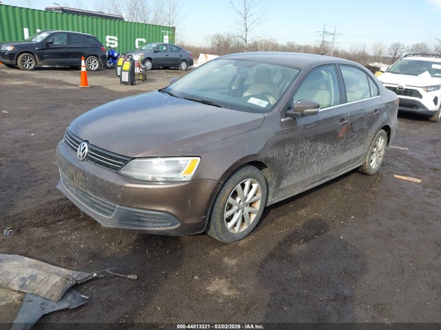 44513321 :رقم المزاد ، 3VWDP7AJ5DM295092 vin ، 2013 Volkswagen Jetta 2.5l Se مزاد بيع