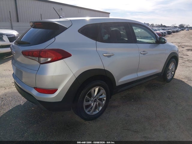 Hyundai TUCSON SE 2018 KM8J23A4XJU656245 Image 4