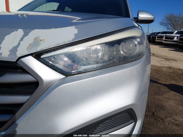 Hyundai TUCSON SE 2018 KM8J23A4XJU656245 Image 12