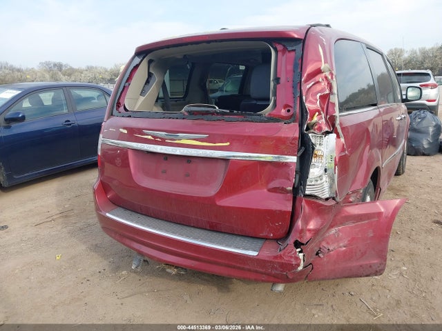 Продажа на аукционе авто 2016 Chrysler Town & Country Touring-l Anniversary Edition, vin: 2C4RC1CG3GR104270, номер лота: 44513369