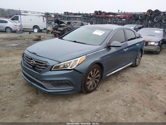 Hyundai Sonata Sport 2015 5NPE34AF6FH097272 Image 2