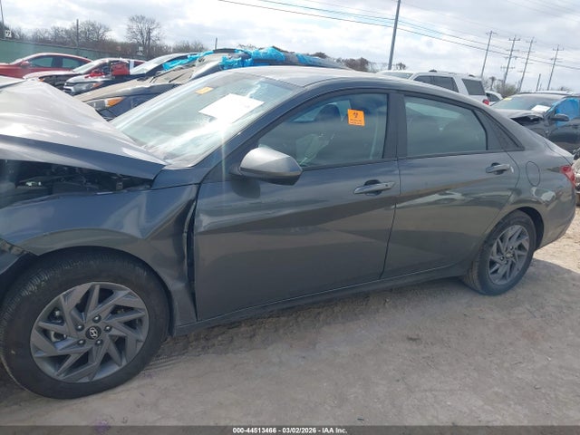 KMHLM4DJXSU170272 Hyundai Elantra Hybrid Blue