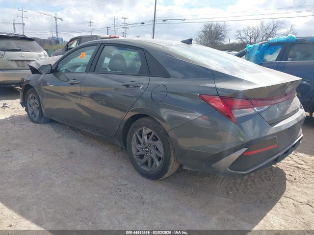 KMHLM4DJXSU170272 Hyundai Elantra Hybrid Blue