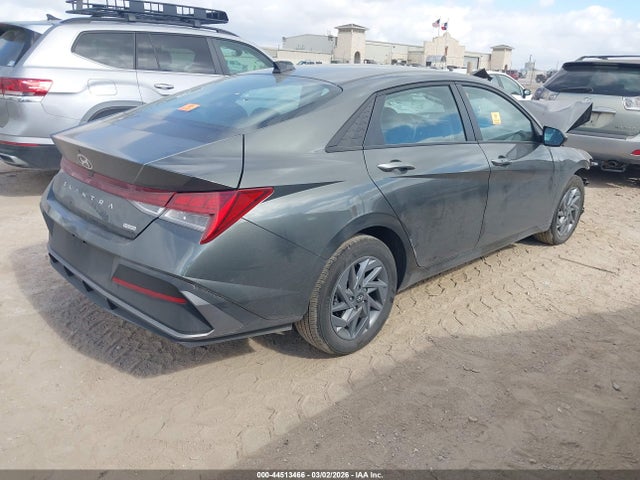 KMHLM4DJXSU170272 Hyundai Elantra Hybrid Blue