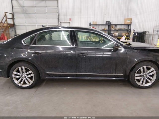 Aukcja sprzedaży 2017 Volkswagen Passat 1.8t Se, vin: 1VWGT7A3XHC035837, numer aukcji: 44513608