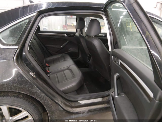 Aukcja sprzedaży 2017 Volkswagen Passat 1.8t Se, vin: 1VWGT7A3XHC035837, numer aukcji: 44513608