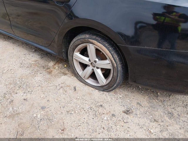 Продажа на аукционе авто 2012 Volkswagen Passat 2.5l Se, vin: 1VWBH7A38CC063298, номер лота: 44513612
