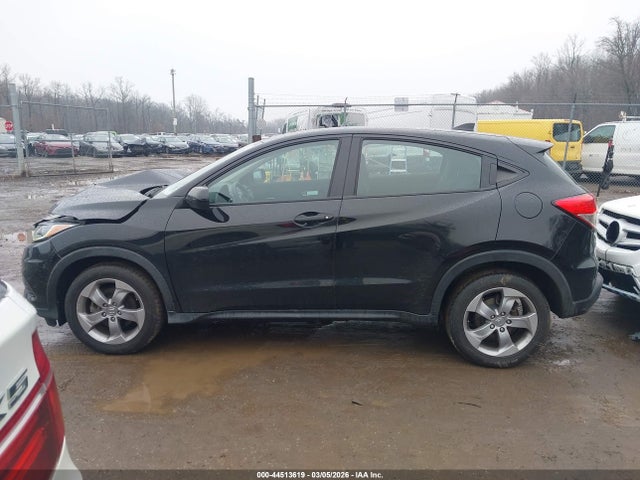 2019 Honda Hr-v Lx მანქანა იყიდება აუქციონზე, vin: 3CZRU6H32KG726223, აუქციონის ნომერი: 44513619
