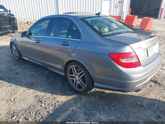 2012 Mercedes-benz C 300 Sport 4matic მანქანა იყიდება აუქციონზე, vin: WDDGF8BB7CR227007, აუქციონის ნომერი: 44513674