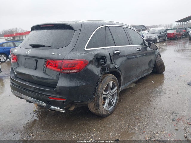 44513690 :رقم المزاد ، W1N0G8EB5NV327937 vin ، 2022 Mercedes-benz Glc 300 4matic Suv مزاد بيع