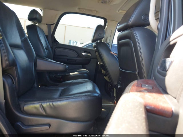 Продажа на аукционе авто 2008 Cadillac Escalade Standard, vin: 1GYFK63828R206219, номер лота: 44513712