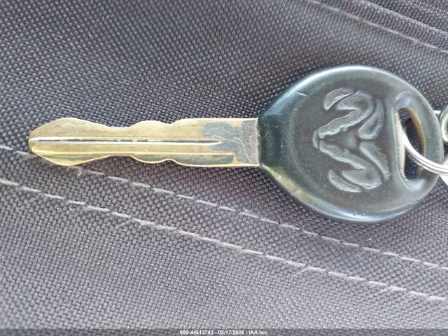 44513742 :رقم المزاد ، 1D7HU18N34S692848 vin ، 2004 Dodge Ram 1500 Slt/laramie مزاد بيع