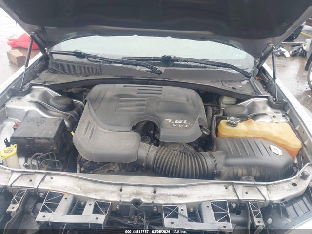 44513757 :رقم المزاد ، 2C3CCAAG4EH118629 vin ، 2014 Chrysler 300 مزاد بيع