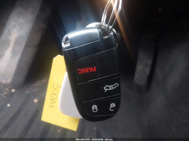 44513757 :رقم المزاد ، 2C3CCAAG4EH118629 vin ، 2014 Chrysler 300 مزاد بيع