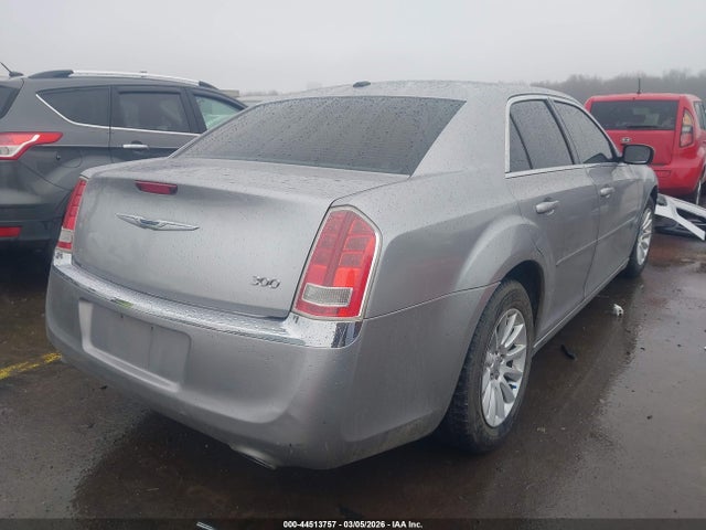 44513757 :رقم المزاد ، 2C3CCAAG4EH118629 vin ، 2014 Chrysler 300 مزاد بيع