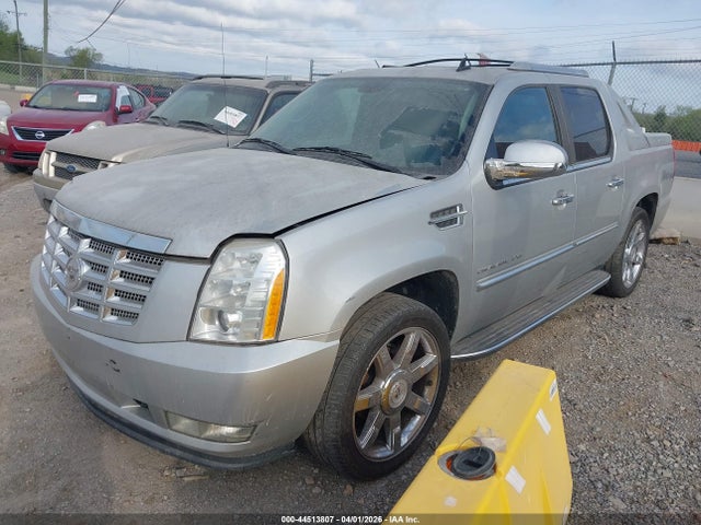 2010 Cadillac Escalade Ext Luxury მანქანა იყიდება აუქციონზე, vin: 3GYVKMEFXAG221715, აუქციონის ნომერი: 44513807