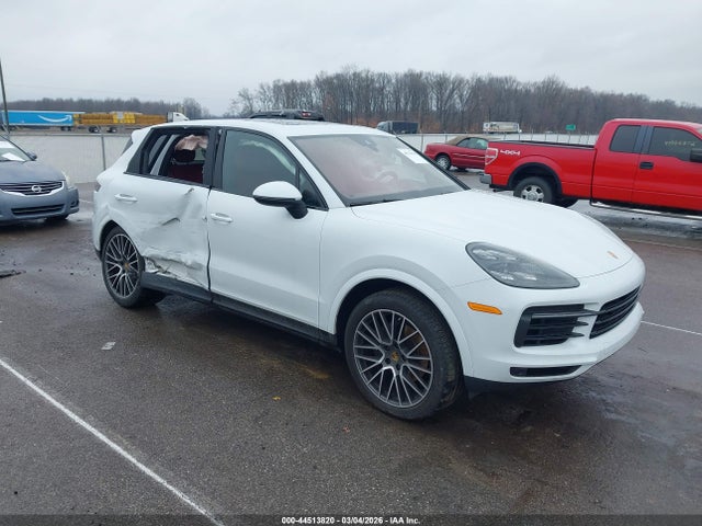 2019 PORSCHE CAYENNE WP1AA2AY5KDA15671 Photo 0