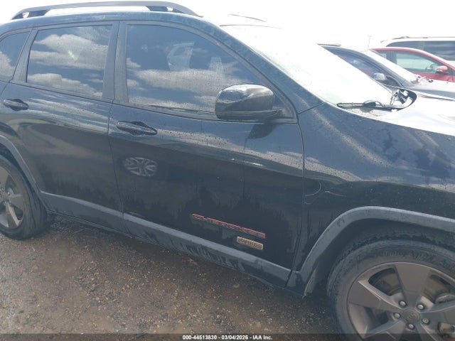 1C4PJLCS6GW287488 Jeep Cherokee 75th Anniversary