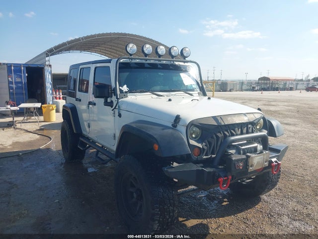44513831 :رقم المزاد ، 1J4BA3H17AL105150 vin ، 2010 Jeep Wrangler Unlimited Sport مزاد بيع
