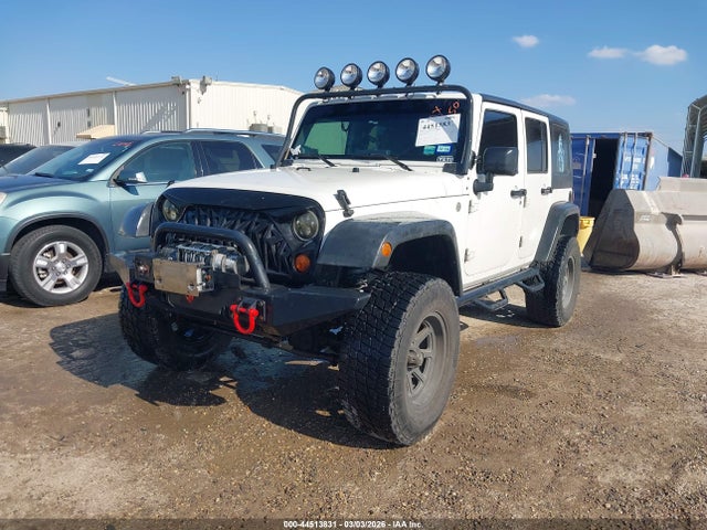 44513831 :رقم المزاد ، 1J4BA3H17AL105150 vin ، 2010 Jeep Wrangler Unlimited Sport مزاد بيع