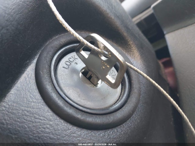 2000 MITSUBISHI MIRAGE JA3AY26C8YU012118 Photo 10