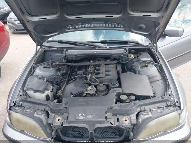 Продажа на аукционе авто 2005 Bmw 330i, vin: WBAEV53465KM38873, номер лота: 44513850