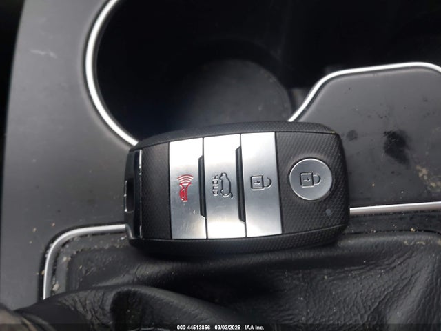 Aukcja sprzedaży 2017 Kia Sorento 3.3l Sx, vin: 5XYPKDA5XHG256954, numer aukcji: 44513856