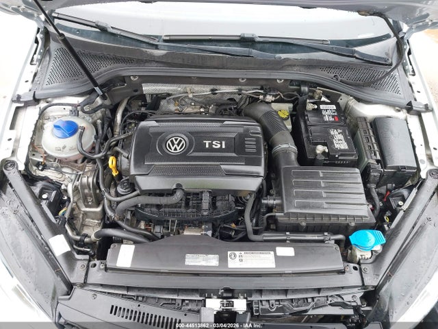 44513862 :رقم المزاد ، 3VW4T7AU1GM010883 vin ، 2016 Volkswagen Golf Gti Se 4-door مزاد بيع