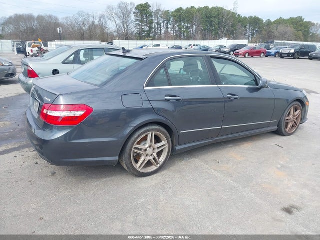2013 MERCEDES-BENZ E 550 WDDHF9BB2DA679201 Photo 3