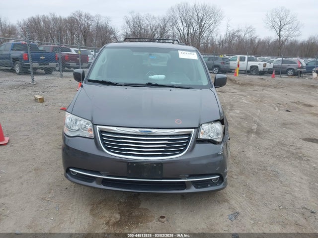 44513928 :رقم المزاد ، 2C4RC1BG0GR301883 vin ، 2016 Chrysler Town & Country Touring مزاد بيع