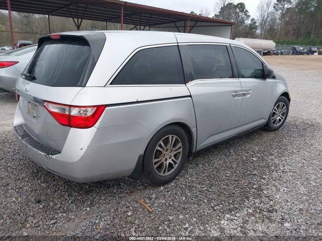 2011 HONDA ODYSSEY 5FNRL5H61BB041097 Photo 3