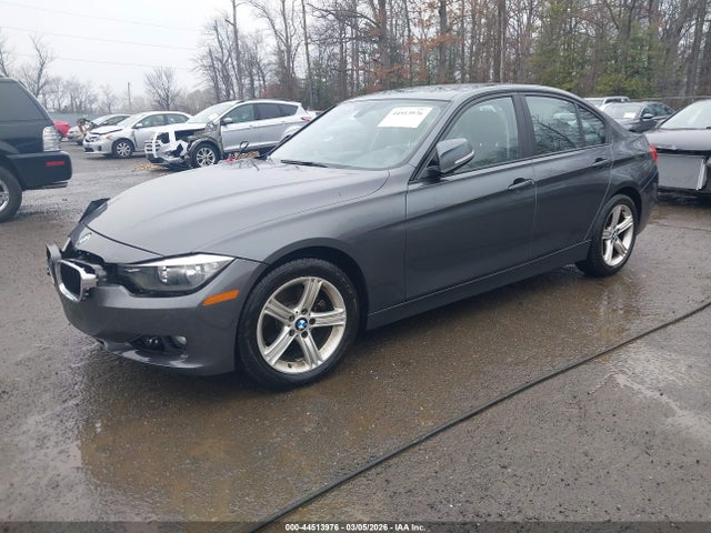 44513976 :رقم المزاد ، WBA3C3G57ENR25132 vin ، 2014 Bmw 320i Xdrive مزاد بيع