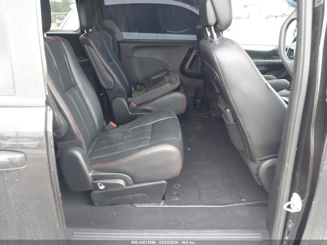 2C4RDGEG2KR530411 Dodge Grand Caravan Gt