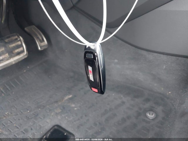 44514025 :رقم المزاد ، WA1AWBF17PD009550 vin ، 2023 Audi Sq8 Premium Plus Tfsi Quattro Tiptronic مزاد بيع