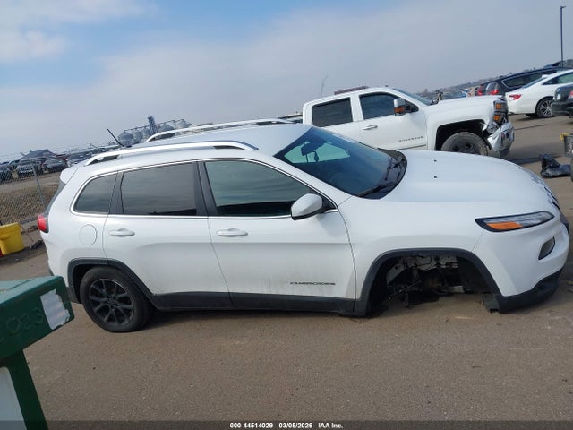 Jeep Cherokee Latitude 2016 1C4PJMCB9GW240672 Image 13