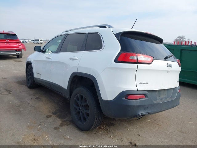 Jeep Cherokee Latitude 2016 1C4PJMCB9GW240672 Image 3