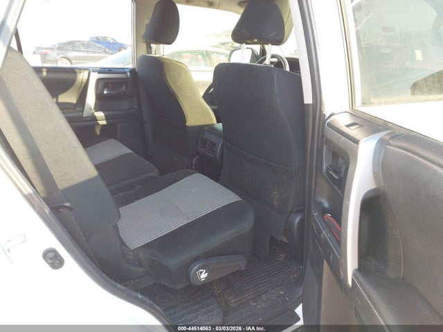 2017 TOYOTA 4RUNNER JTEBU5JR6H5480823 Photo 7