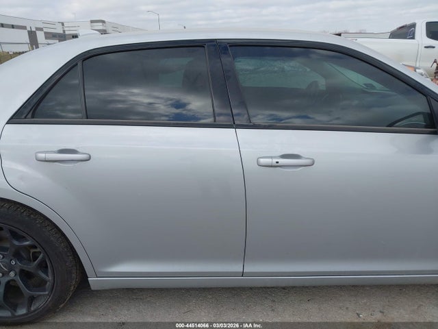 Продаж на аукціоні авто 2020 Chrysler 300 Touring, vin: 2C3CCAAG2LH115614, номер лоту: 44514066