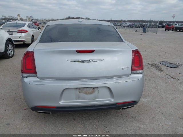 Продаж на аукціоні авто 2020 Chrysler 300 Touring, vin: 2C3CCAAG2LH115614, номер лоту: 44514066