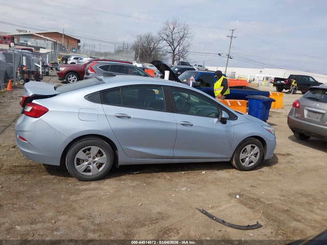 1G1BC5SM8J7199572 Chevrolet Cruze Ls Auto