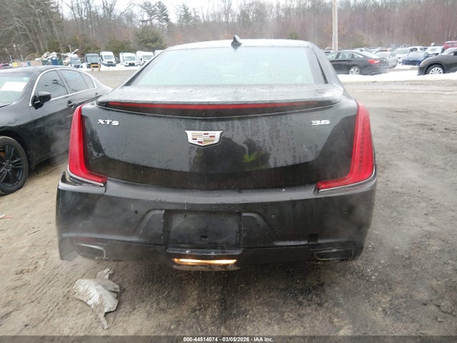 44514074 :رقم المزاد ، 2G61M5S36J9134664 vin ، 2018 Cadillac Xts Luxury مزاد بيع