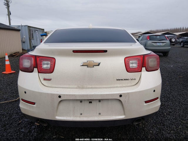 1G11J5SX4EF267986 Chevrolet Malibu 2lz