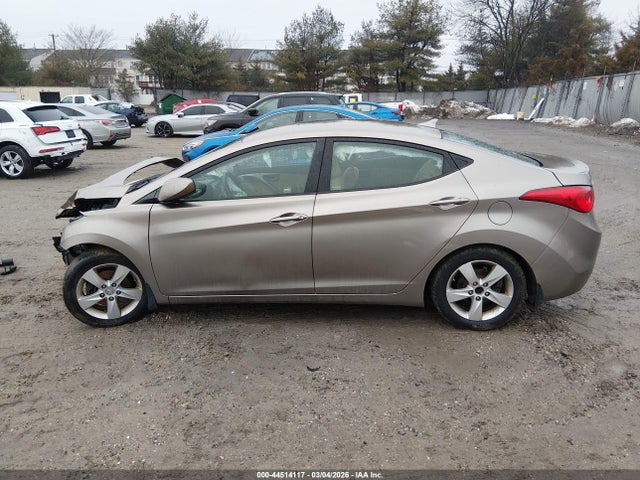 44514117 :رقم المزاد ، 5NPDH4AE2DH396503 vin ، 2013 Hyundai Elantra Gls مزاد بيع