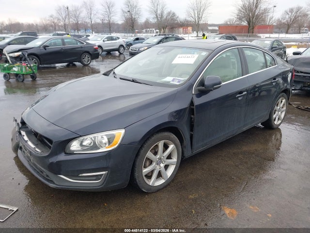 2016 VOLVO S60 YV1612TK8G2405385 Photo 1
