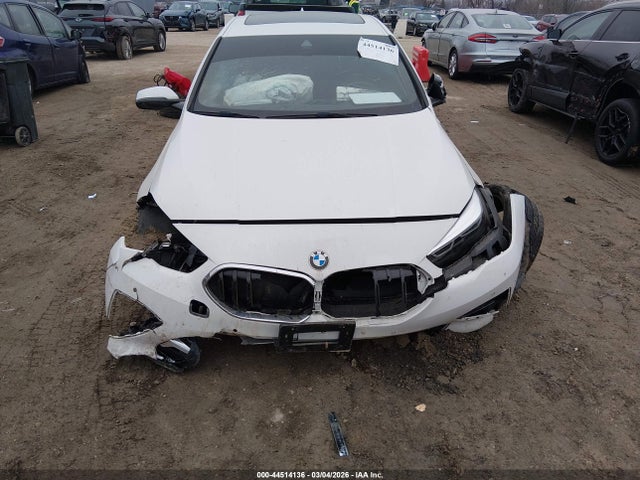 44514136 :رقم المزاد ، WBA73AK09N7K30656 vin ، 2022 Bmw 228 Gran Coupe I Xdrive مزاد بيع