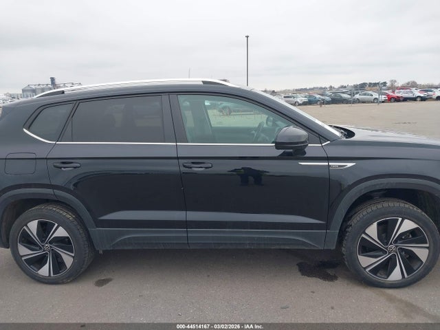 44514167 :رقم المزاد ، 3VVUX7B20RM102821 vin ، 2024 Volkswagen Taos 1.5t Se مزاد بيع