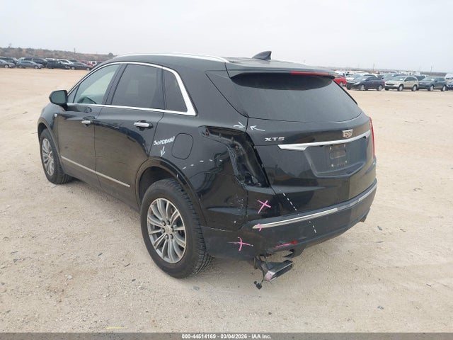 2019 CADILLAC XT5 1GYKNCRS8KZ128298 Photo 2