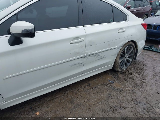 44514199 :رقم المزاد ، 4S3BNBL68F3008750 vin ، 2015 Subaru Legacy 2.5i Limited مزاد بيع