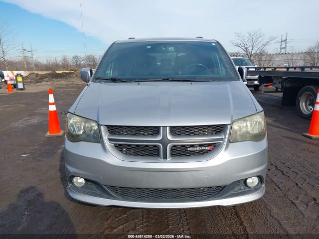 Продажа на аукционе авто 2017 Dodge Grand Caravan Gt, vin: 2C4RDGEG6HR693085, номер лота: 44514200