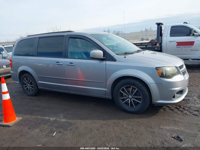 Продажа на аукционе авто 2017 Dodge Grand Caravan Gt, vin: 2C4RDGEG6HR693085, номер лота: 44514200